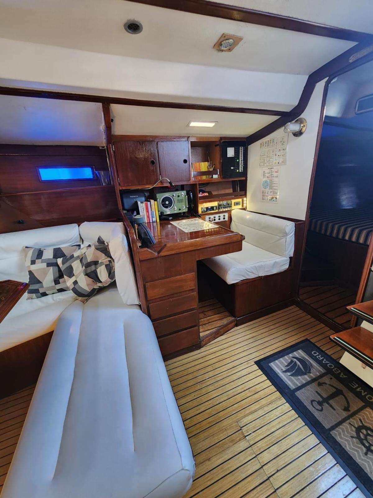 Sailboat Home บาร์เซโลนา ภายนอก รูปภาพ